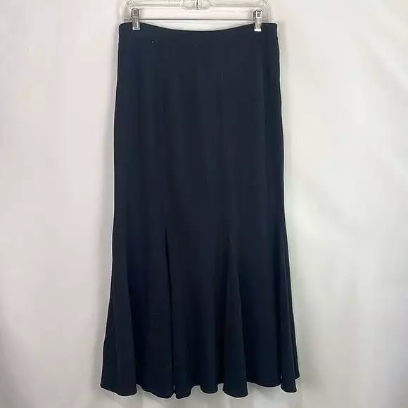 StJohnBlack Flare Bottom Long Knit Skirt